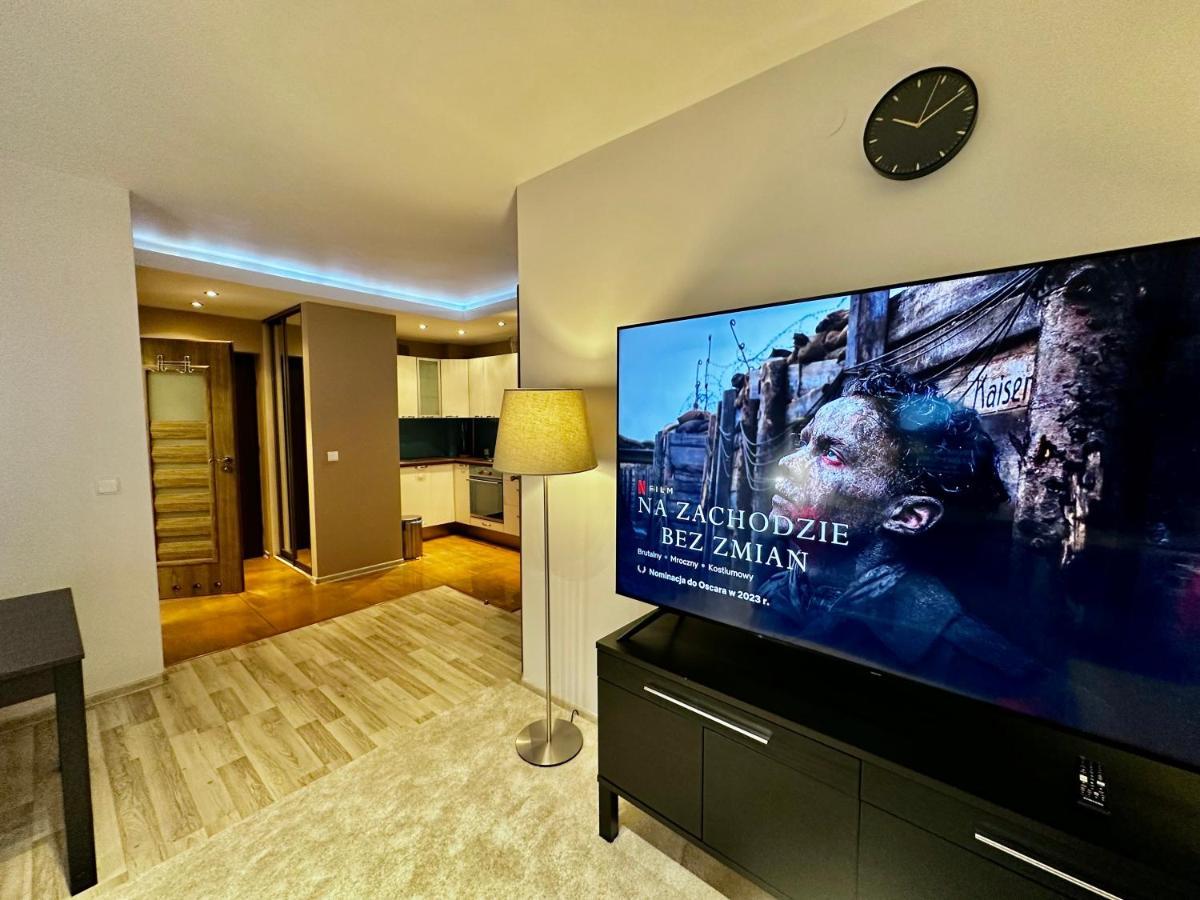 Decor 3 Metro Fast Wifi 1Gbs 80'Tv Hbo Disney Appletv Varsóvia Exterior foto