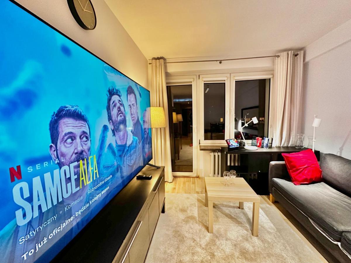 Decor 3 Metro Fast Wifi 1Gbs 80'Tv Hbo Disney Appletv Varsóvia Exterior foto